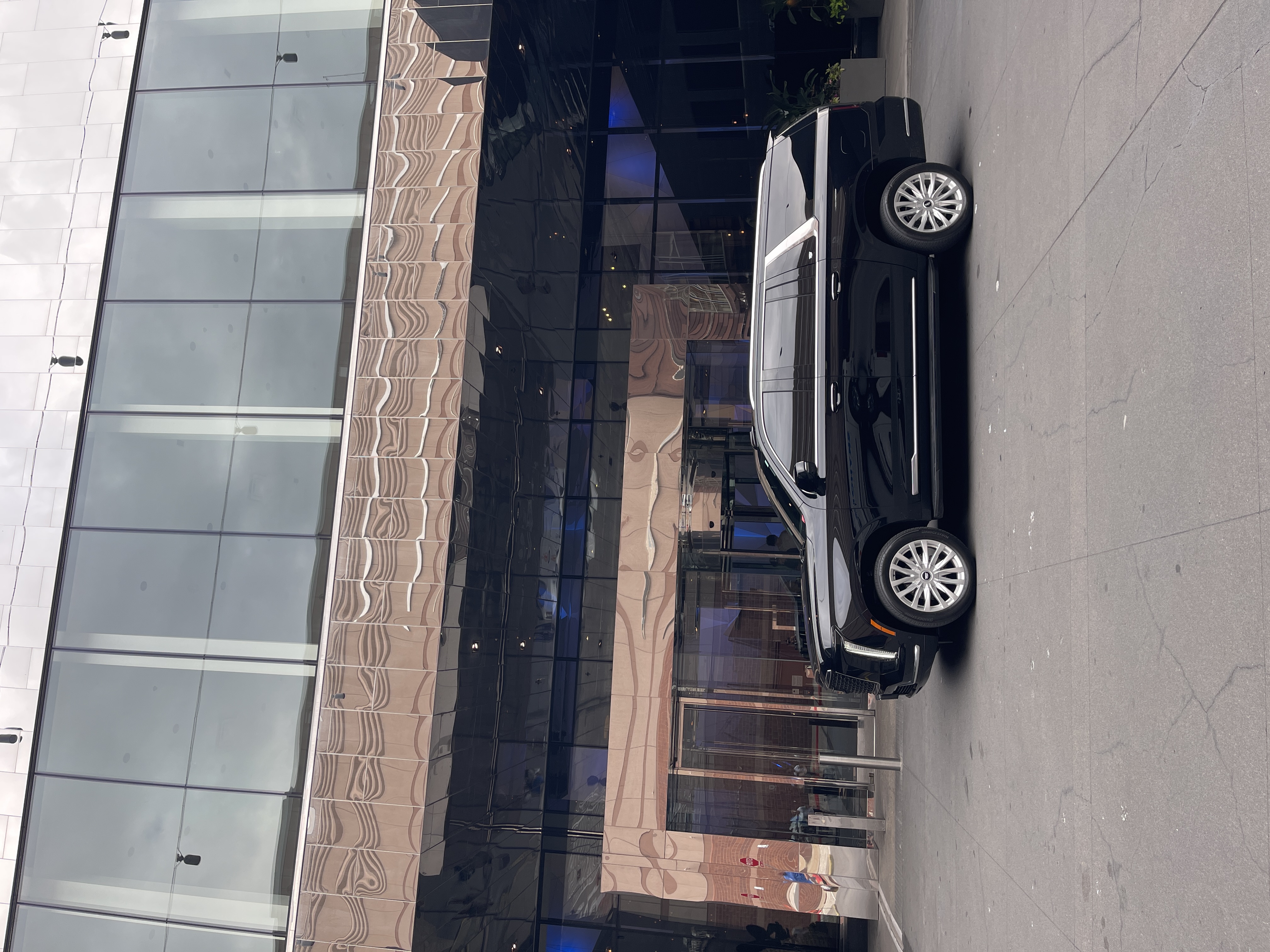MSP Black Limo Cadillac Escalade