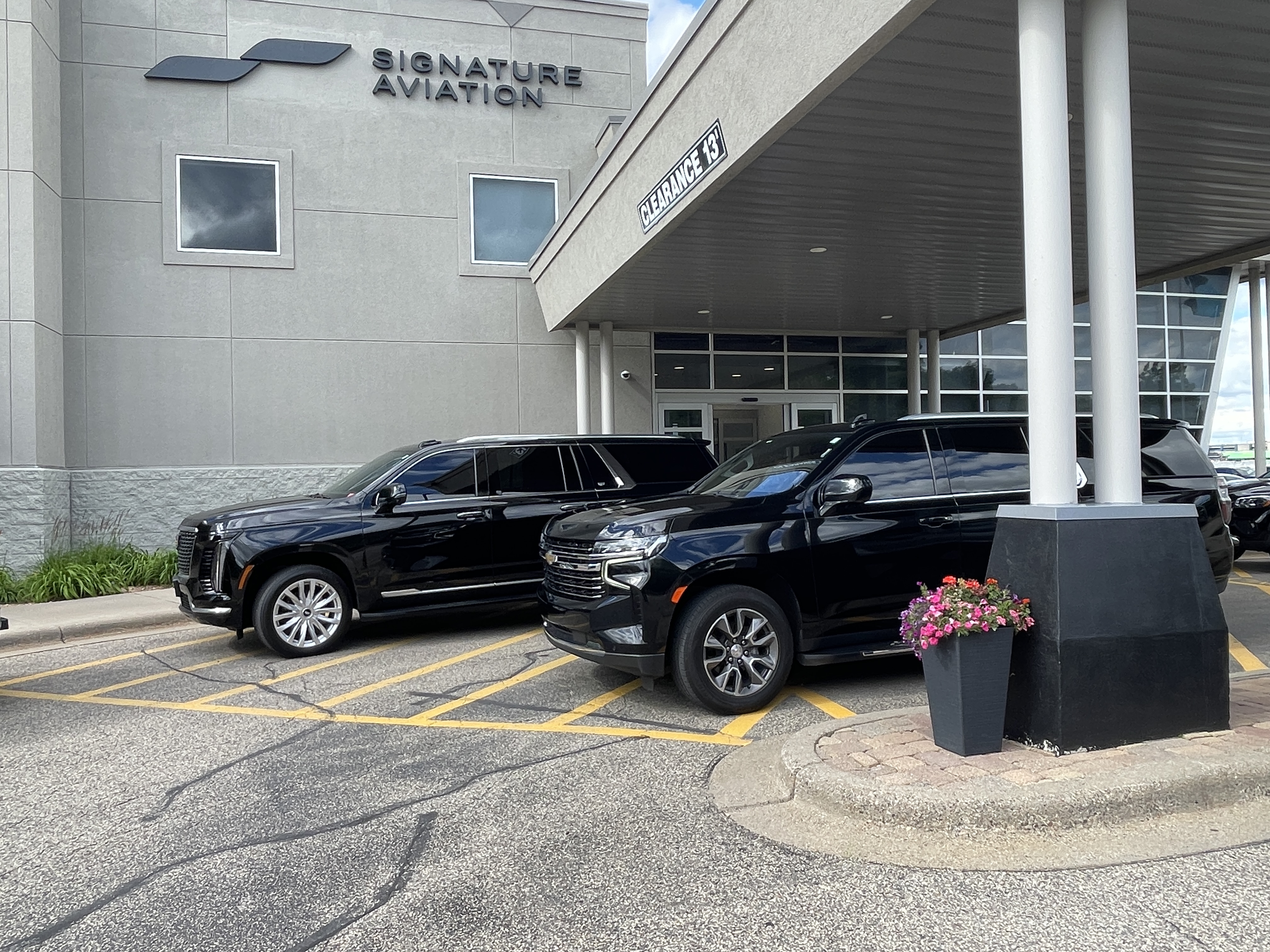 MSP Black Limo Cadillac Escalade